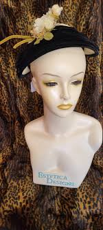 Vintage 50's Debette Gardenia Merrimac Hat Corp. Half Hat Black Velvet and  White Wool