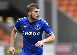 Kenny, who has been a peripheral figure at everton since returning from a loan spell at schalke in germany, has also been linked with burnley. Su0msmo9aabfym