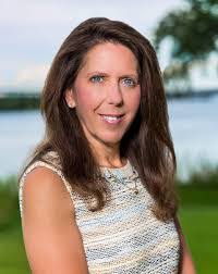 Kelly Coker's Instagram, Twitter & Facebook