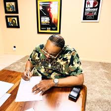 Lenworth Gordon (@lennyardie) • Threads, Say more