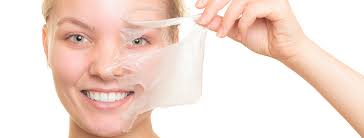 Die schlechteste qualität gelatine ist in der regel als pulver hergestellt und sie müssen die zutaten mit milch mischen und in ein wasserbad oder in der mikrowelle für 20 minuten bis zur vollständigen auflösung des pulvers. Diy Tiefenreinigende Peel Off Maske Women S Best