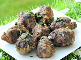 Boulettes De Viande A La Turque Kofte Thermomix Blog Cuisine Thermomix Avec Recettes Pour Le Tm5 Tm31 Boulette De Viande Boulette Recette Boulettes De Viande