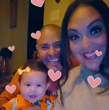 How to decorate for a cosmetology themed high school graduation party?