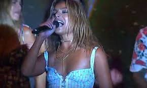 Στο χθεσινοβραδινό επεισόδιο του survivor η μπλε ομάδα κέρδισε το αγώνισμα με έπαθλο την επικοινωνία μέσω live texting και όπως αναμένονταν η συγκίνηση ήταν μεγάλη. Survivor H Eley8eria Eley8erioy Me Aera Eurovision Ston Agio Dominiko Gossip Tv Gr