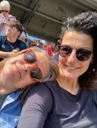 Kathryn Halstead's Instagram, Twitter & Facebook