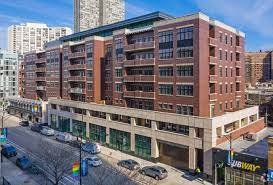 The community is rated 4/5 stars, which is considered. Lakeview Apartments For Rent Chicago Il Forrent Com