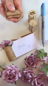 It also bugged me that every time… Diy Bryllup Sted Kortholder Bryllup Kortholder Dekoration Dekoration Udsmykning Place Card Holders Wedding Wedding Card Holder Diy Wedding Decorations