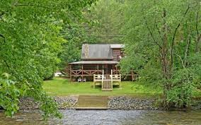 Enjoy 3 outdoor fireplaces, one on each deck overlooking the toccoa river. Along The Toccoa North Georgia Waterfront Cabin Rental Toccoa River Front Cabin Rental Blue Ridge Mo Georgia Cabin Rentals Waterfront Cabins Georgia Cabins