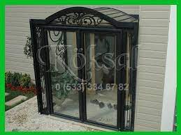 Sadece kapı üzeri ve bina önü ferforje sundurma modelleri karşımıza çıkmazken alanların etkili kapatma sistemi, otopark bölgelerindede etkisi sürmektedir. Sundurma Modelleri Bina Kapi Onu Ve Ornek Ferforje Sundurmalari