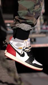 Union X Air Jordan 1 High Black Toe Bv1300 106 In 2020 Nike Shoes Women Sneakers Men Fashion Nike Shoes Women Fashion