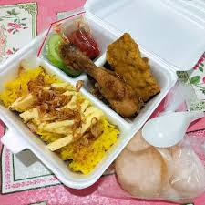 Bisa buat acara wisuda acara seminar atau acara pesta. Harga 081298837301 Paket Nasi Box Ayam Goreng Depok 1 Dewi Arum Terbaik Agustus 2021 Shopee Indonesia