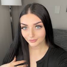 Her sister is really worried, saying she “doesn't know how to survive