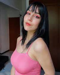 Holi, gracias por seguirme, te deseo un bonito fin de semana 😘