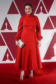 Queen colman, slumming it as sophie on peep show. Olivia Colman Wears Dior Couture To The 2021 Oscars