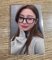 le sserafim antifragile yunjin weverse japan pob photocard