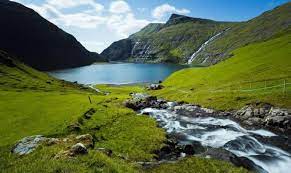 Le lunghe distese di sabbia, sicure e pulite, sono perfette per una vacanza. Countdown Per L Eclissi Solare Nelle Isole Faroe