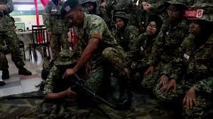 Calon hendahlah menghubungi pegawai bertugas untuk mendaftar nama bagi sesi taklimat dan temuduga yang yang akan ditentukan masa dan tarikhnya nanti. Latihan Wataniah Siri 2 2019 Regimen Askar Wataniah 515 Smart College Youtube