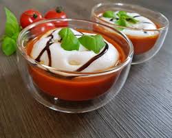 Tomatensuppe Caprese Im Glas Rezept Tomaten Suppe Tomatensuppe Lecker