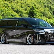 トヨタ アルファード ヴェルファイア 最上級ミニバンに相応しい 乗り味と走り性能を実現 bold word ミニバン ランドクルーザープラド カディス
