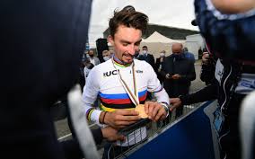 Some of julian alaphilippe's major wins are world championship (2020), tour de france mountains classification (2018), tour of california (2016) and la flèche wallonne. Julian Alaphilippe Becomes France S First Road Race World Champion Since 1997