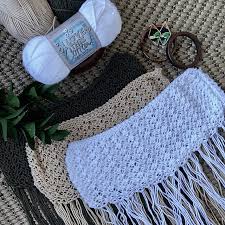Floral skirt by bernat design studio. Ravelry Fringe Festival Skirt Pattern By Loom Knit Designs With Bohld