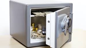 Brankas memiliki berbagai macam bentuk dan ukuran. Daftar Harga Brankas Kecil Dan Kenali Jenis Jenisnya 2021