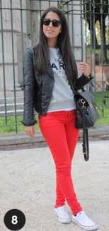 Check spelling or type a new query. Look With White Converse Moda Donna Pantalon Rouge Tenue Pantalons Tenue
