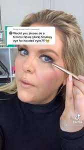 Lacy Bond (lacylee22)