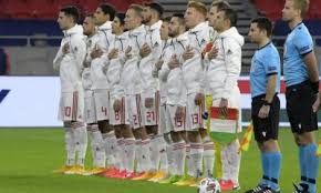 Legyen szó edzésről, vagy egy barátságos meccsről, ennek a terméknek mindig lesz helye a táskában. Magyar Labdarugo Valogatott Archivum Pestisracok