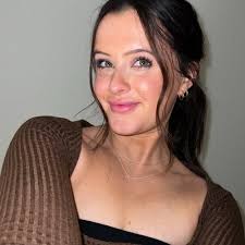 Rachel Gross (@rachelg_151)