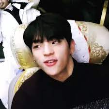 단독 '스트레이키즈 前멤버' 김우진, 성추행 루머 유포자 고소 강경윤 기자 seoul 강경윤 기자 작성 2021.02.01 13:25 수정 2021.02.01 13:59 조회 1,823 Straykids ìŠ¤íŠ¸ë ˆì´í‚¤ì¦ˆ Skz ìŠ¤í‚¤ì¦ˆ ê¹€ìš°ì§„ Kim Woojin Skz Facebook