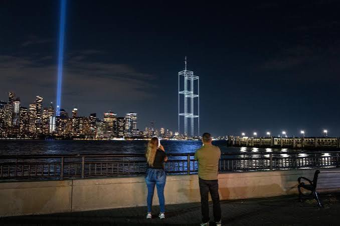 NYC drone show illuminates skies before 9/11 anniversary