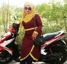 Dhivehi kudhin, reethi dhivehi bitun. Kulhudhufushi Kafuloa Ge Mary Hashi Vikkaa Bad Tumbex