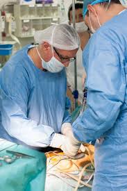 E un doctor foarte cautat, de aceea se asteapta destul si apropo de medici buni: Prof Univ Dr Petre Bratila Medicul Care A Adus Chirurgia Conservativa A Cancerului De Col Uterin In Romania Reginamaria Ro