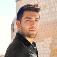 40+ perfiles de «Hector Lucero»