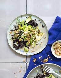 Pilaf De Riz Noir Aux Courgettes Poivron Vert Fenouil Et Pistaches Recette En 2020 Plat A Base De Legumes Riz Noir Recettes De Cuisine