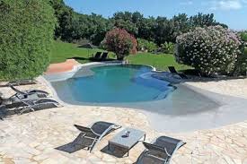 piscine design ou naturelle on en veut une piscines design piscine et jacuzzi piscine naturelle