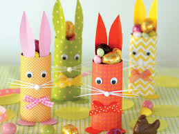 Diy On Prepare Paques Avec Les Enfants Bricolage De Paques Maternelle Bricolage Paques Activite De Paques