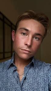 Ft Brody’s dance moves(;💃 , I had so much fun @tlc_styles engagement  party! So happy for my bestie💗