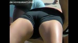 Candid Tanned Yoga Camel Toe in Black Spandex - XVIDEOS.COM