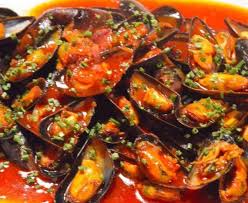Cuci bersih kerang · haluskan bawang merah,bawang putih, kunyit,jahe · tumis semua bahan yang di haluskan · tambahkan sereh,salam,daun jeruk dan . 10 Resep Bumbu Kerang Hijau Menu Lezat Yang Praktis
