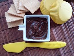 Una delle farciture più golose per preparare delle buonissime crêpes dolci è quella a base di nutella. Crema Pasticcera Alla Nutella Senza Uova