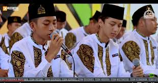 Maybe you would like to learn more about one of these? Lirik Yaa Habibal Qolbi Lengkap Arab Dan Latin Gus Azmi