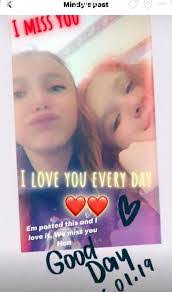 Sara Huse's Instagram, Twitter & Facebook