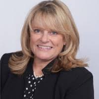 Stacey Bartley's Instagram, Twitter & Facebook