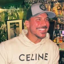 Keisha Olson's Instagram, Twitter & Facebook