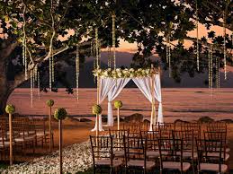 A Barefoot Ceremony By The Sea Or A Traditional Vow Exchange At Sunset Princeville Wedding Celebration Cons Wedding Venues Hawaii Hawaii Wedding Kauai Wedding
