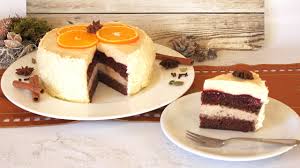 Der schlüssel zu diesem köstlichen und feuchten kuchen ist der ingwer, der sowohl in frischer als auch in getrockneter form hinzugefügt wird. Weihnachtstorte Mit Weisser Lebkuchen Mousse Punschkonfiture Und Verpoorten Original Eierlikor Kuchenrezepte Mit Eierlikor Verpoorten