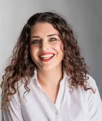 Helena Mccabe's Instagram, Twitter & Facebook