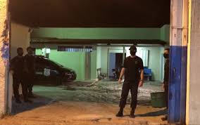 Ta aí, minha gente, como eu disse, era questão de tempo até que a nossa polícia, a mais preparada do país, capturasse o assassino lázaro barbosa. S1hkcd2x0yv0mm
